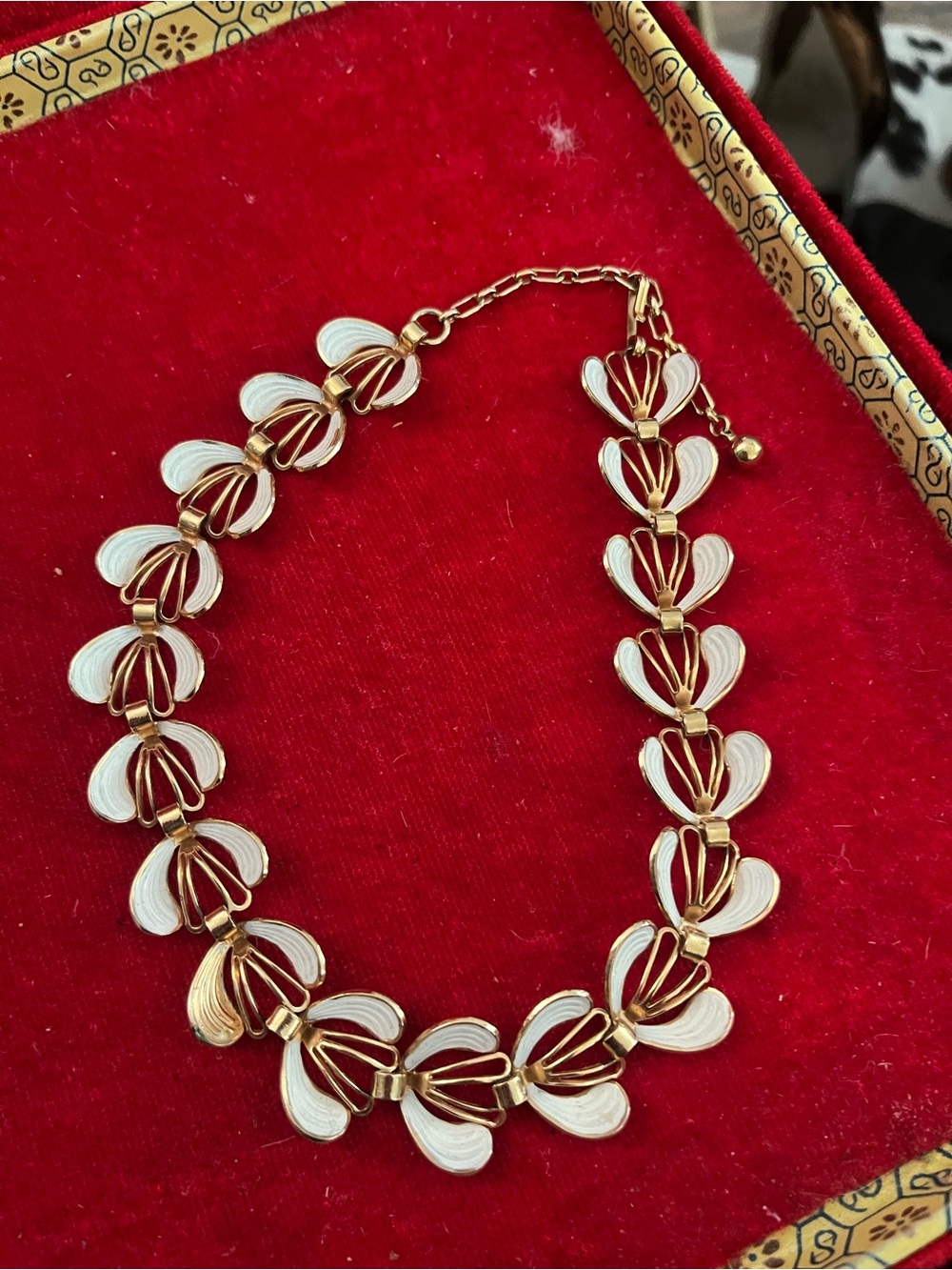Gold and White Floral Link Bracelet - Women Jewelry one small issue